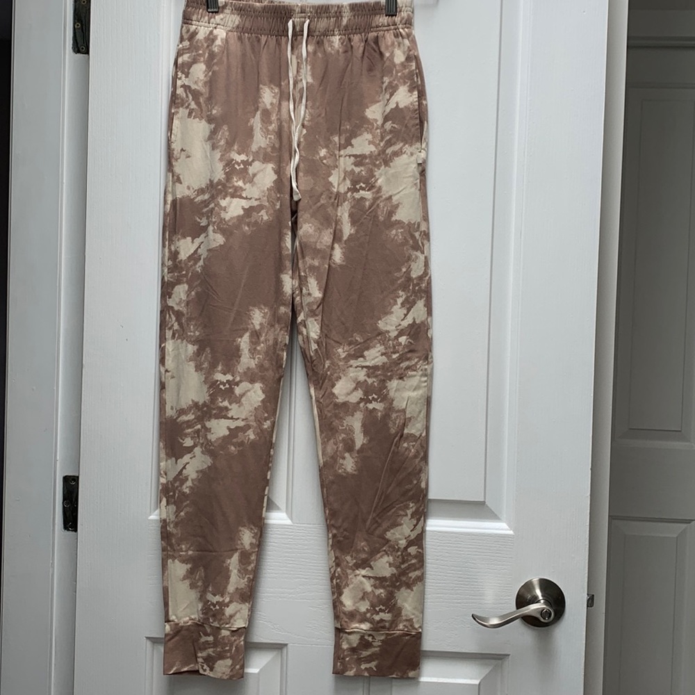 Jax and Lennon women’s sweatpants